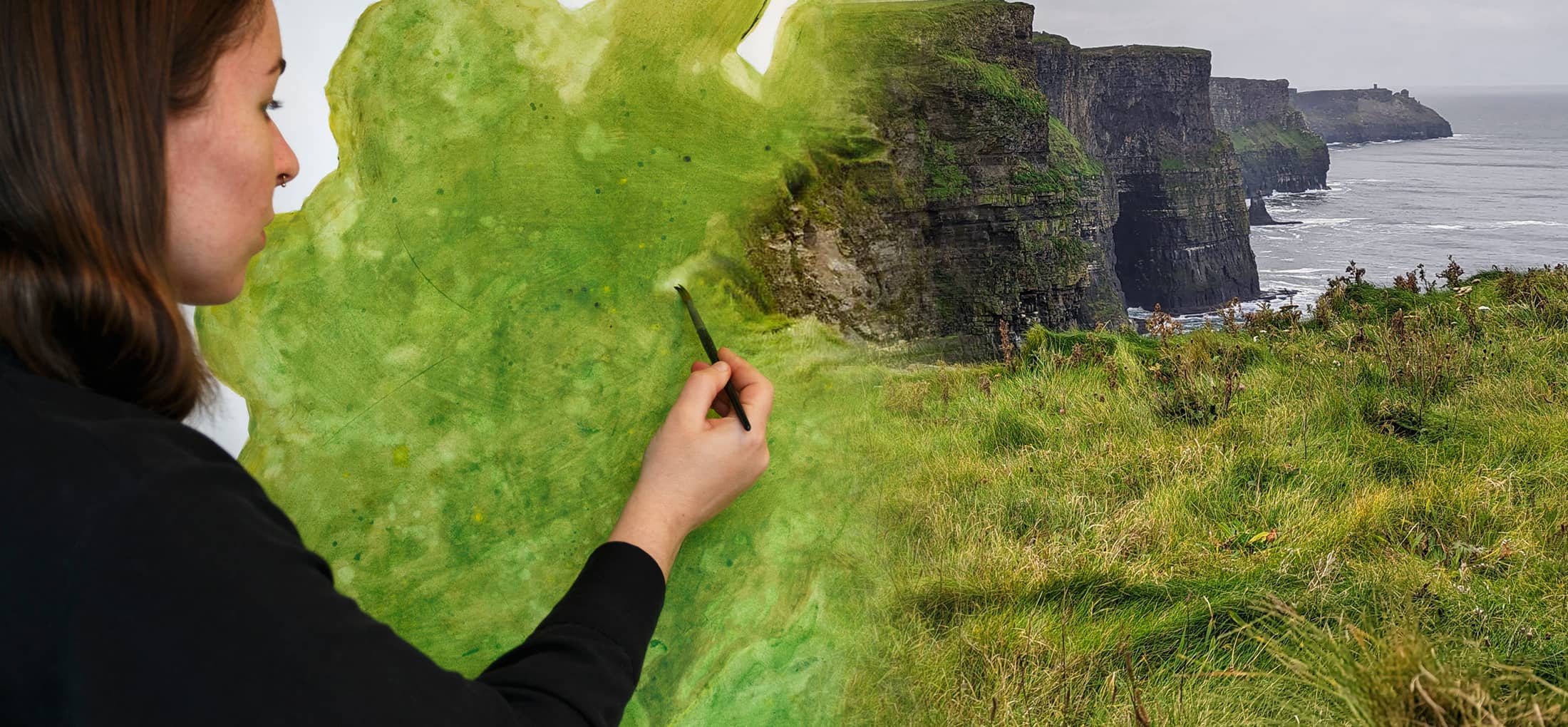 Die Bildende Künstlerin Anja Dommel malt Sehnsuchtsorte wie Irlands Wild Atlantic Way als nachhaltige Urlaubserinnerung
